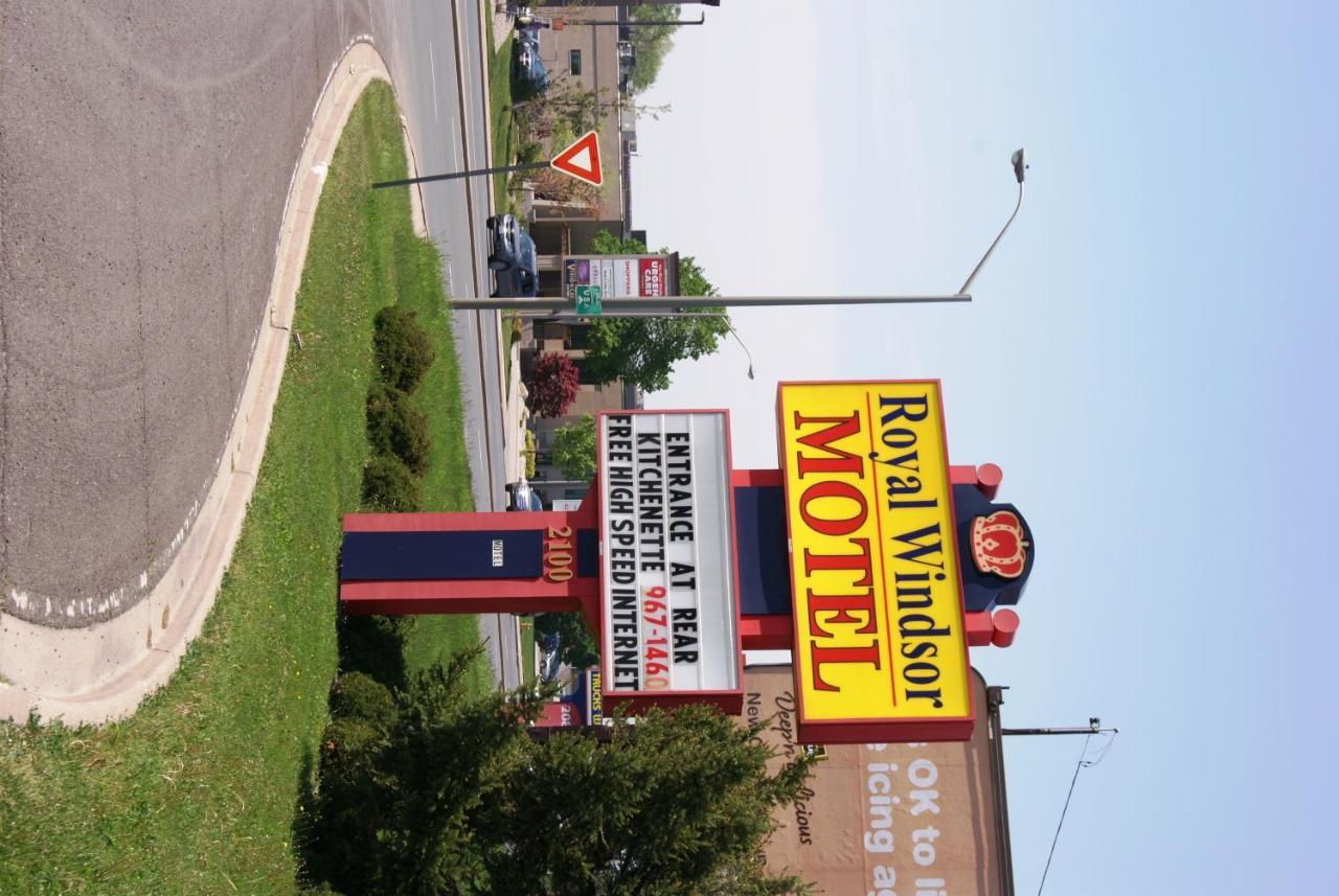 Royal Windsor Motel Dış mekan fotoğraf